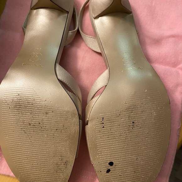 Nina champagne satin formal heel - Picture 7 of 8